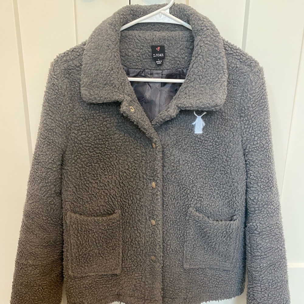 Woman’s large Sherpa